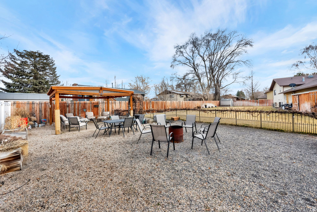 584 W 1350 N Clinton, UT 84015