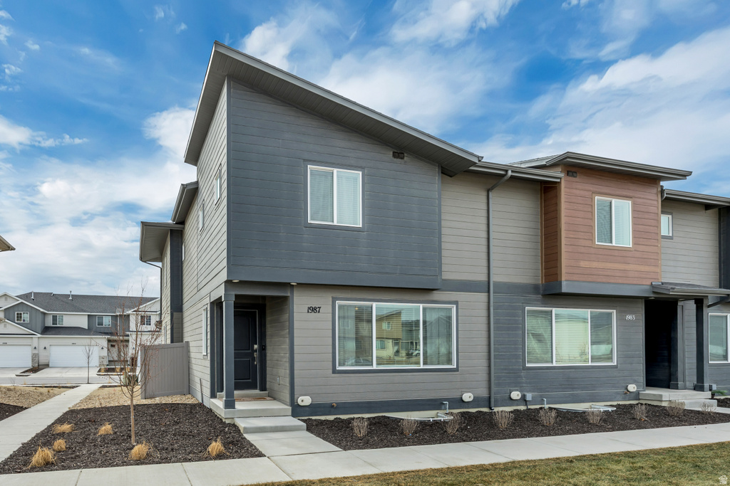 1987 E SAND HOLLOW DR Eagle Mountain, UT 84005