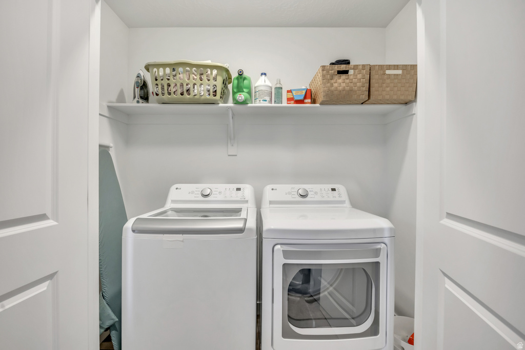 1987 E SAND HOLLOW DR Eagle Mountain, UT 84005