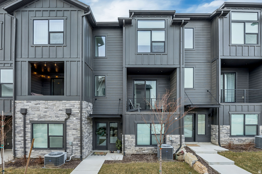 5036 W ZION RD Morgan, UT 84050