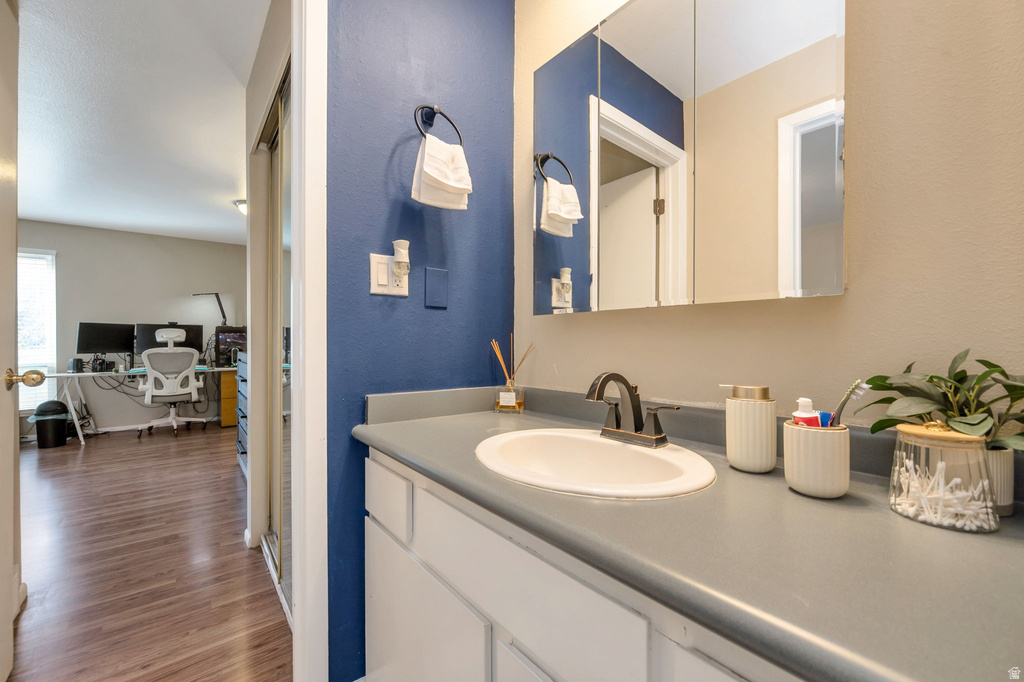 5504 S WILLOW LN Murray, UT 84107