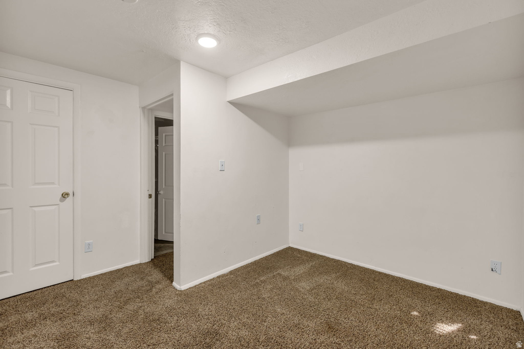 2321 W HARVEST LN West Jordan, UT 84084