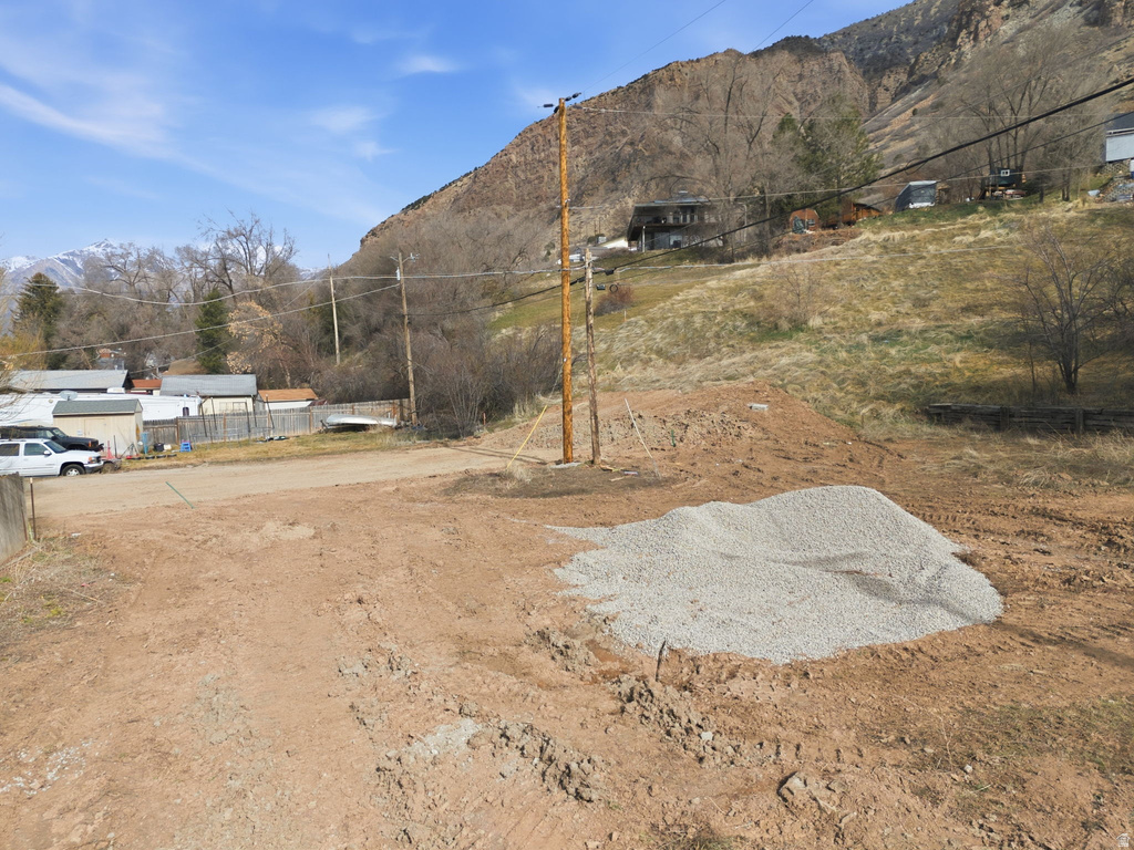 186 N HARRISON BLVD Ogden, UT 84404