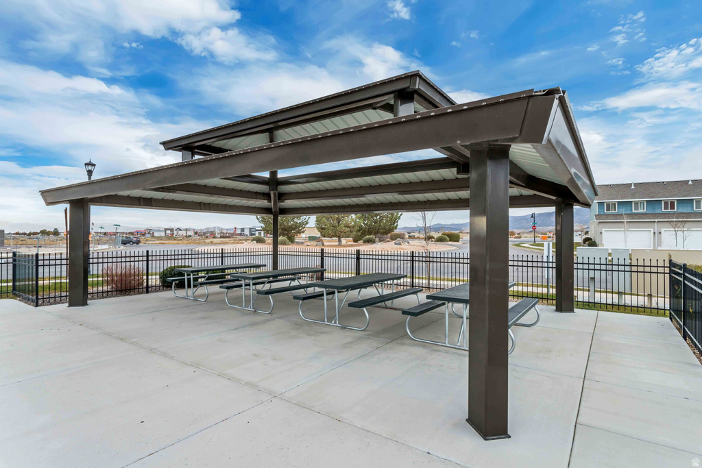 1653 E TALON WAY Eagle Mountain, UT 84005