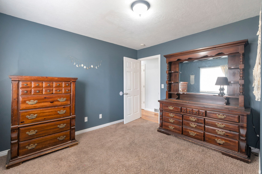 566 S CENTER ST Santaquin, UT 84655