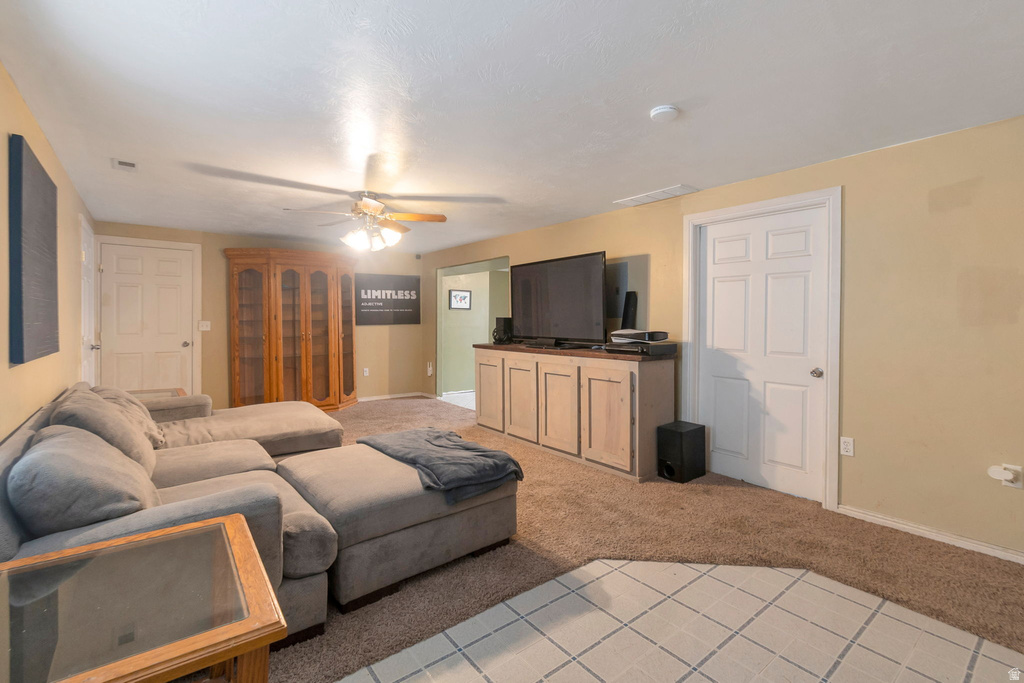 566 S CENTER ST Santaquin, UT 84655