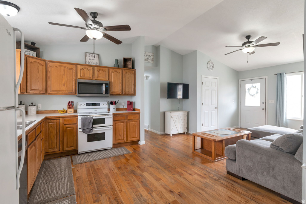 566 S CENTER ST Santaquin, UT 84655