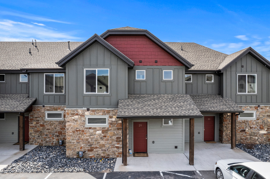 140 W 150 S #H29 Garden City, UT 84028
