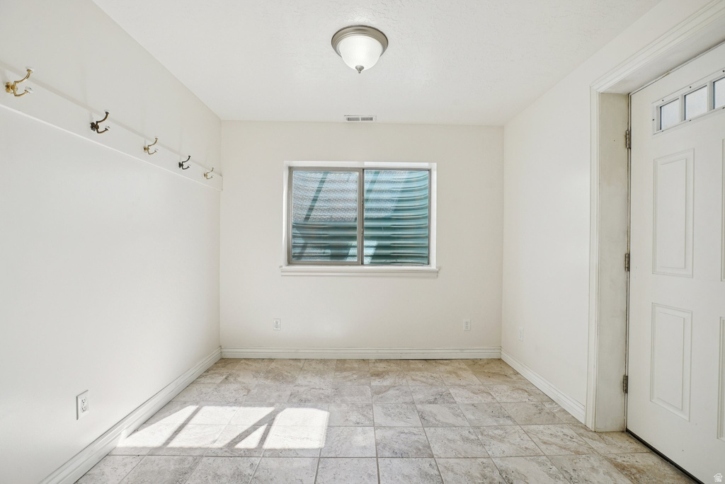 4091 W SWENSEN FARM DR Riverton, UT 84096