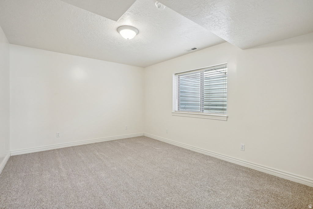 4091 W SWENSEN FARM DR Riverton, UT 84096