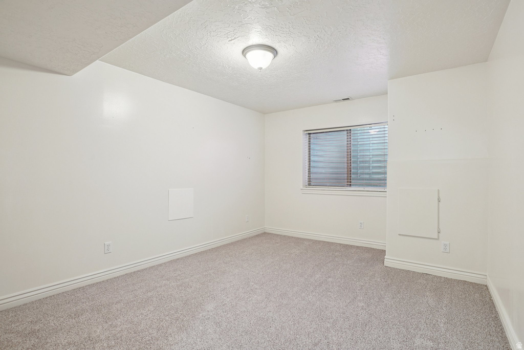 4091 W SWENSEN FARM DR Riverton, UT 84096