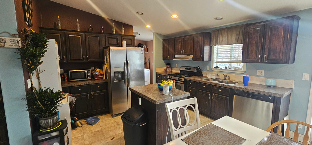 755 E PINE ST Wellington, UT 84542