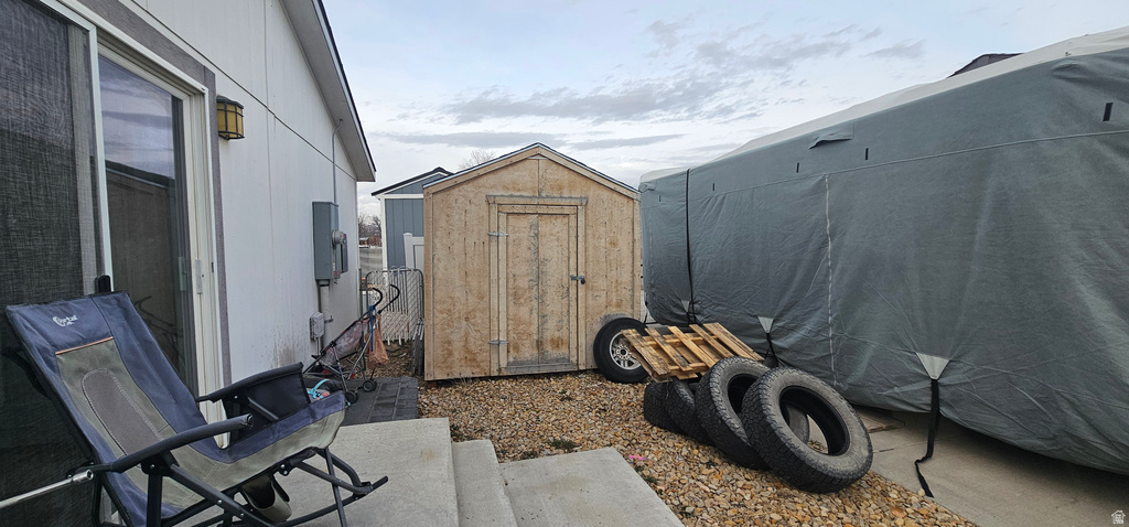 755 E PINE ST Wellington, UT 84542