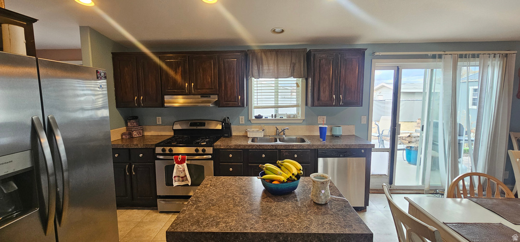 755 E PINE ST Wellington, UT 84542