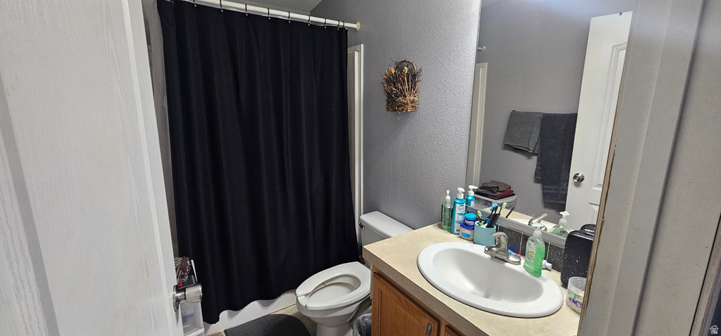 755 E PINE ST Wellington, UT 84542