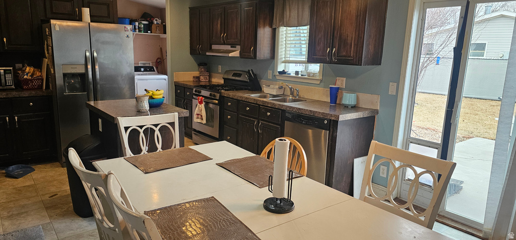 755 E PINE ST Wellington, UT 84542