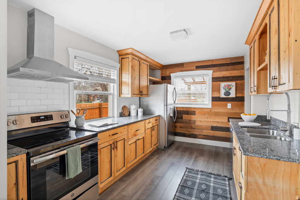 586 E BROWNING AVE Salt Lake City, UT 84105