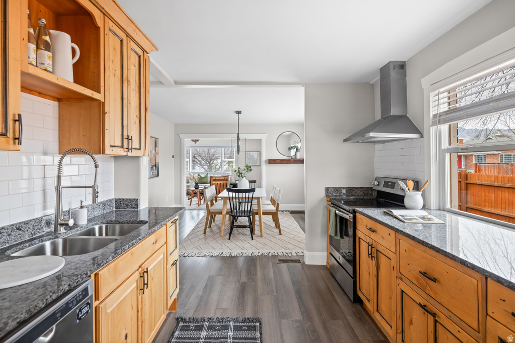 586 E BROWNING AVE Salt Lake City, UT 84105