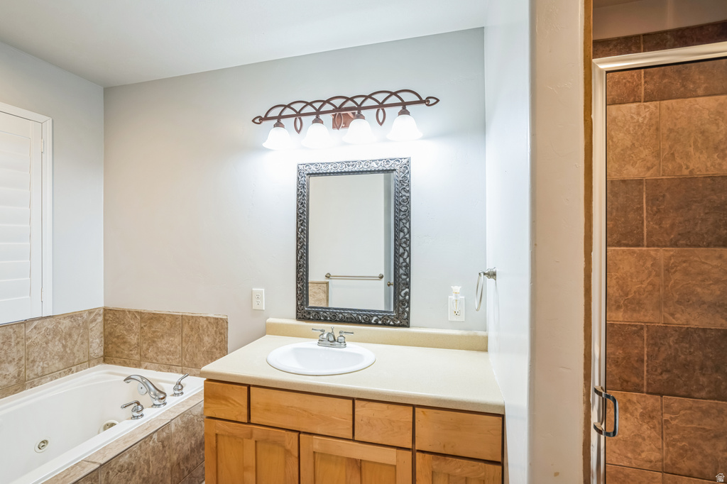 877 S 200 W Mona, UT 84645