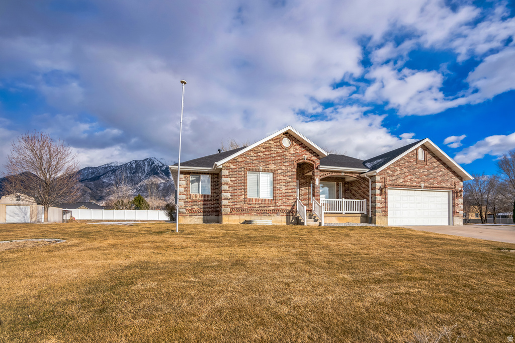 877 S 200 W Mona, UT 84645