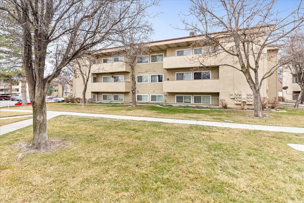 1813 W 7600 S #F 103 West Jordan, UT 84084