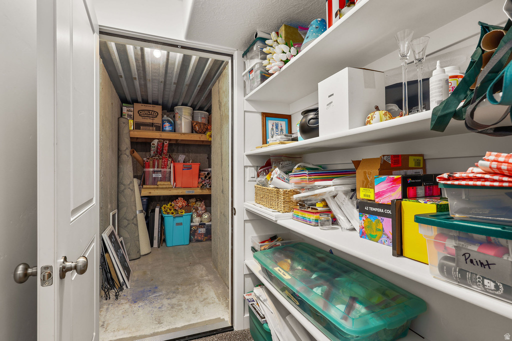 536 S THURGOOD LN Syracuse, UT 84075