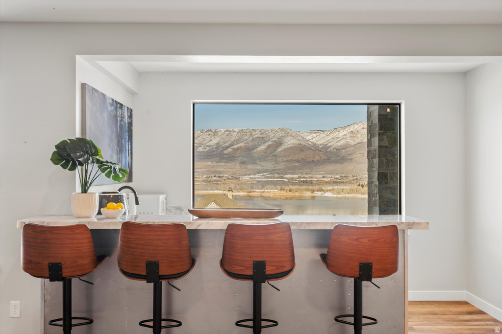 6260 E HAWKS LN Huntsville, UT 84317