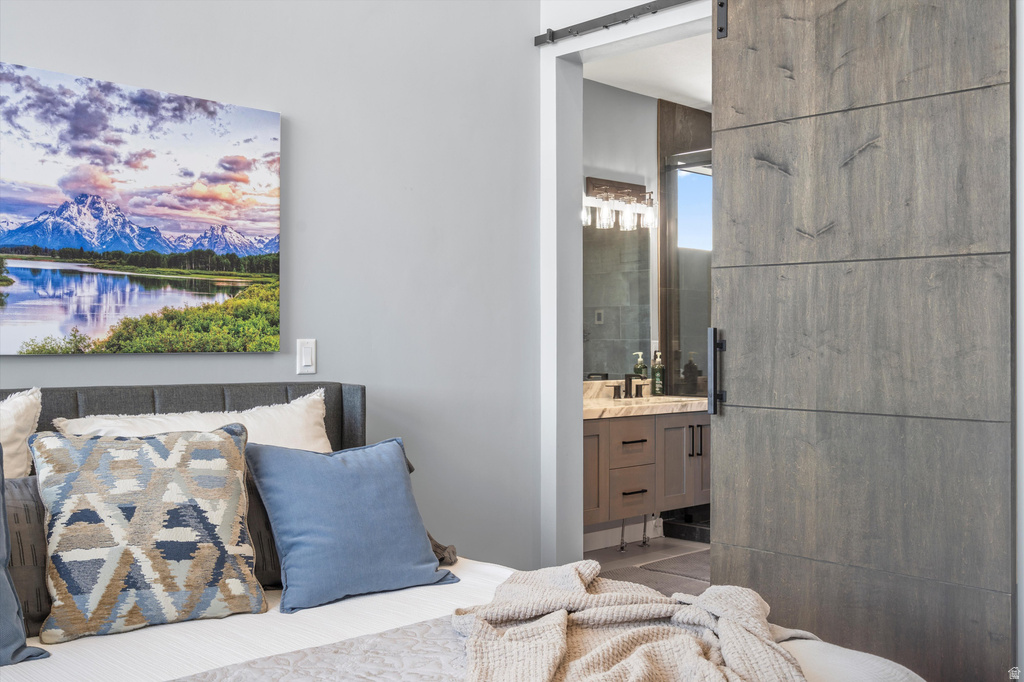 6260 E HAWKS LN Huntsville, UT 84317