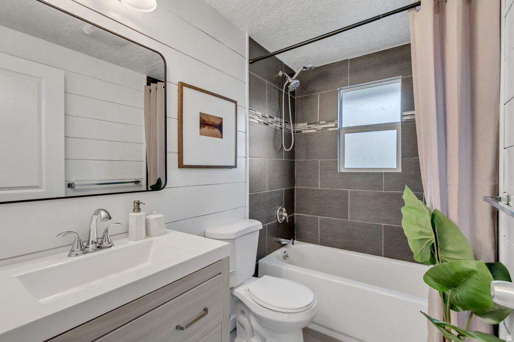 4247 W MIDWAY DR West Valley City, UT 84120