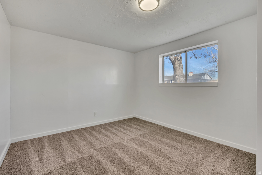 4247 W MIDWAY DR West Valley City, UT 84120