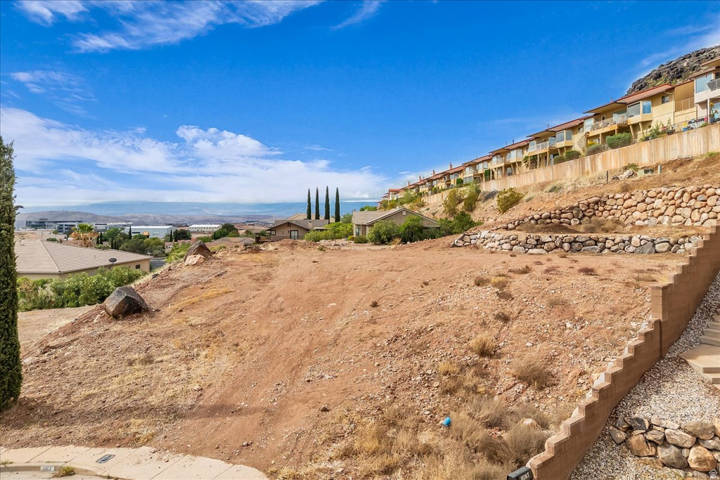 663 W 65 S St. George, UT 84770