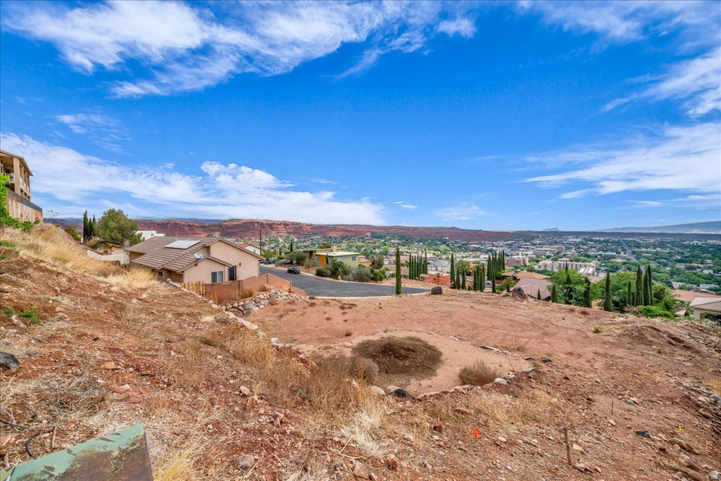 663 W 65 S St. George, UT 84770