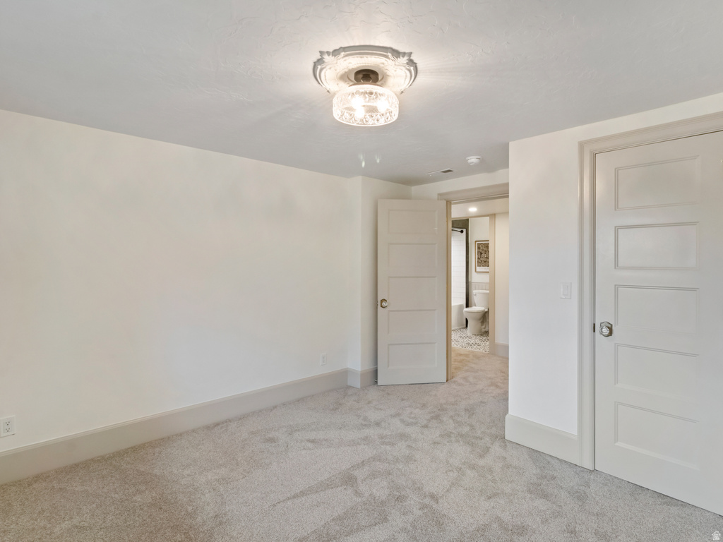 2760 E BLUE SPRUCE DR Holladay, UT 84117