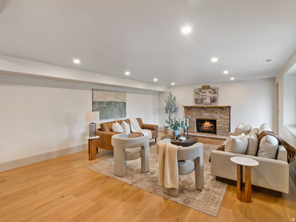 2760 E BLUE SPRUCE DR Holladay, UT 84117