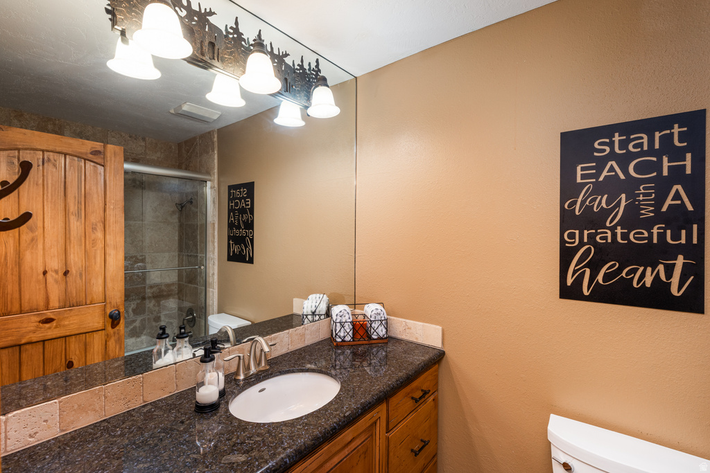 2612 TONI LEE ST West Jordan, UT 84088