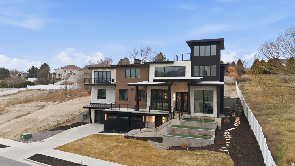 11606 S HALCOM DR South Jordan, UT 84095