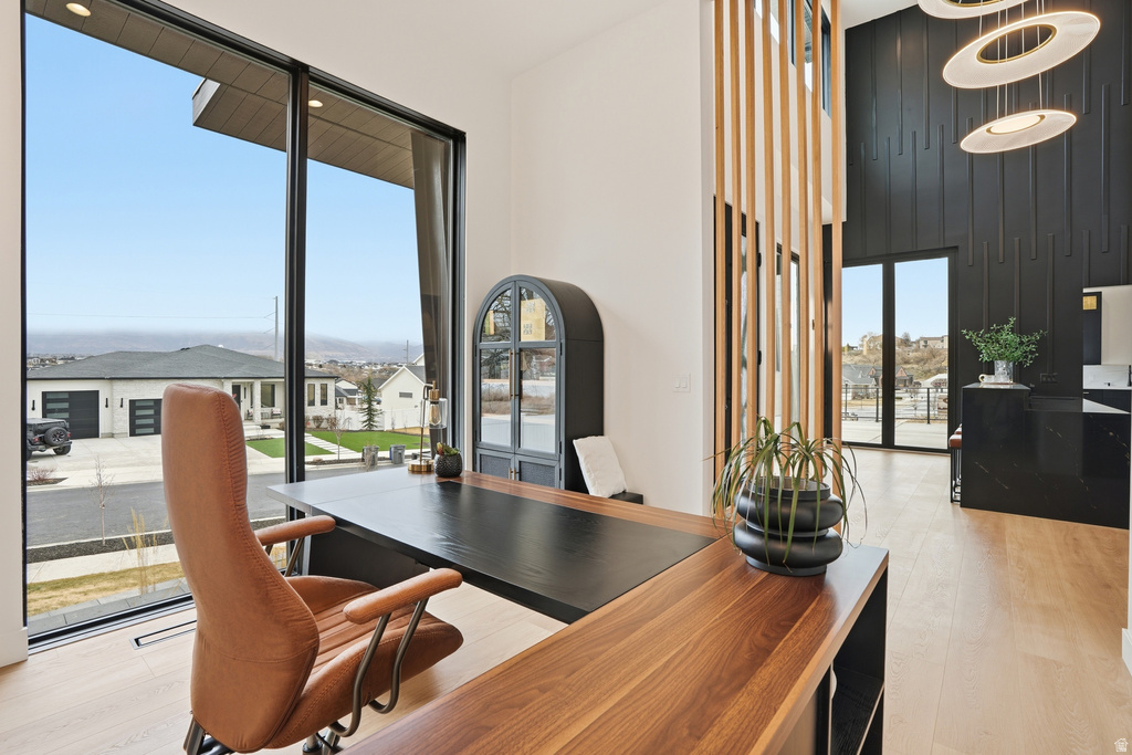 11606 S HALCOM DR South Jordan, UT 84095