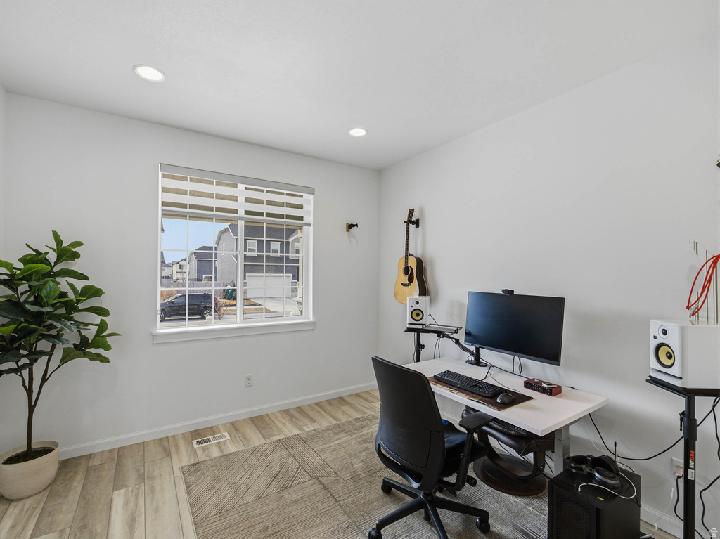 1950 W 900 N Layton, UT 84041