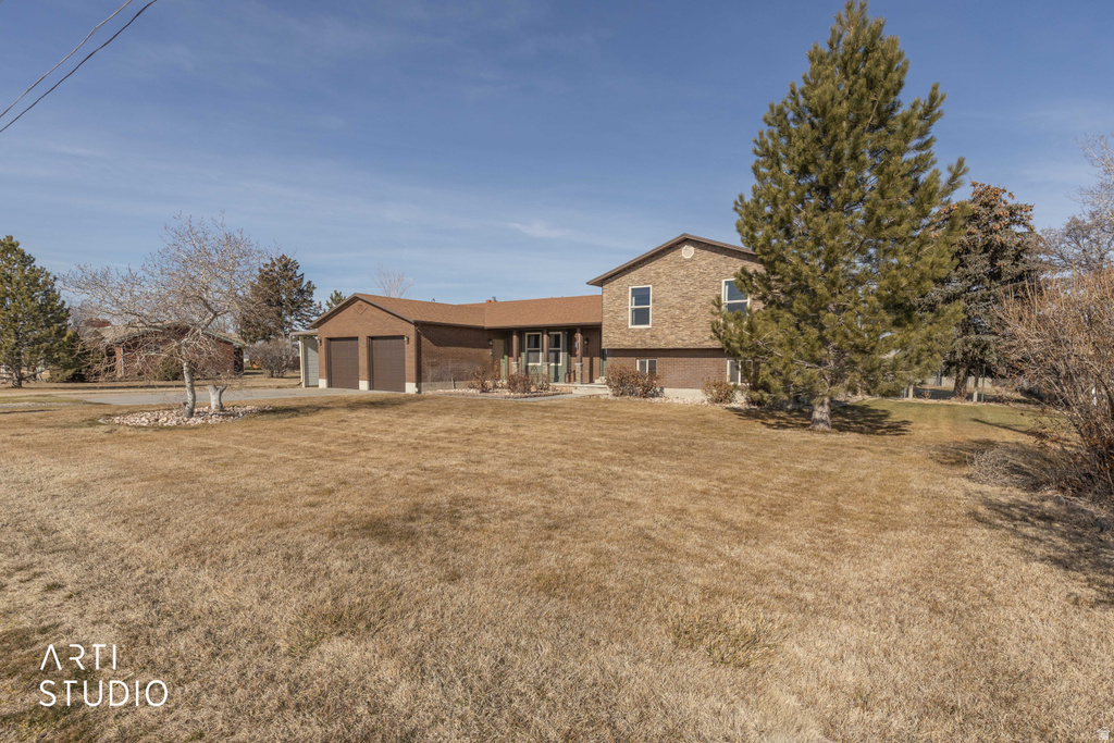 6868 W 5100 S Hooper, UT 84315