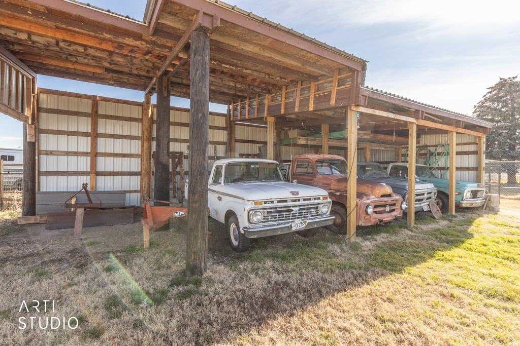 6868 W 5100 S Hooper, UT 84315