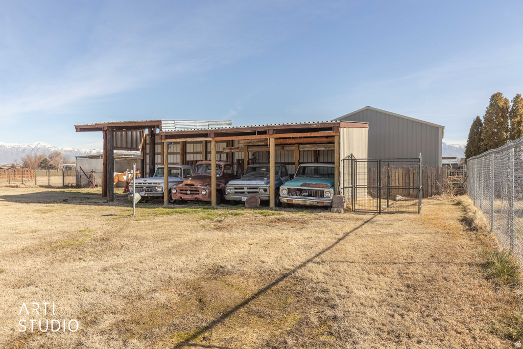 6868 W 5100 S Hooper, UT 84315