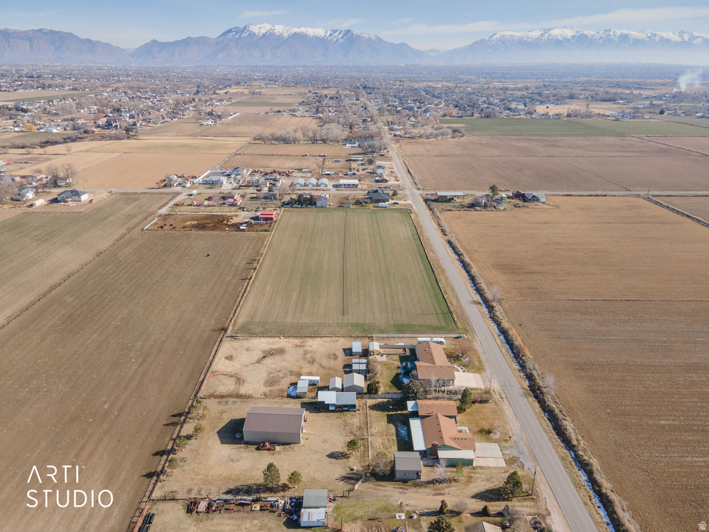 6868 W 5100 S Hooper, UT 84315