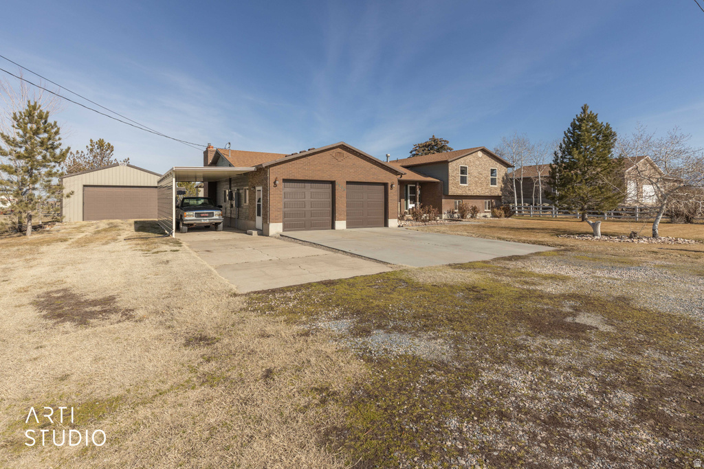 6868 W 5100 S Hooper, UT 84315