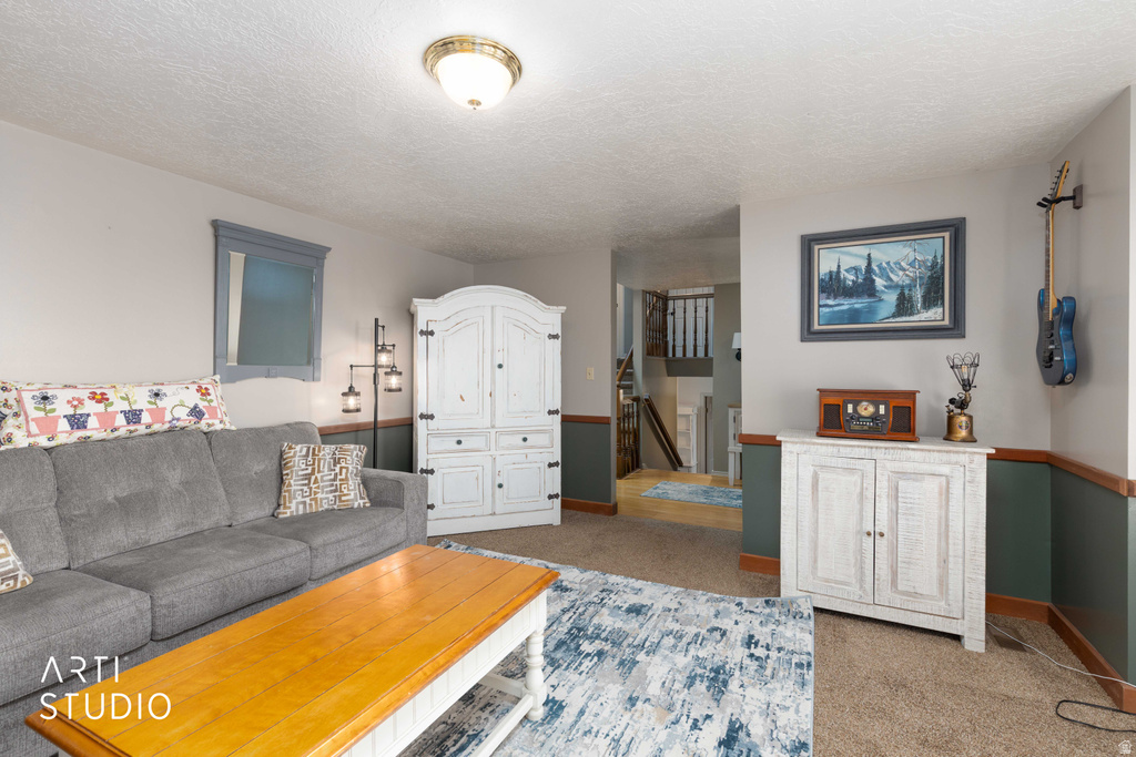 6868 W 5100 S Hooper, UT 84315