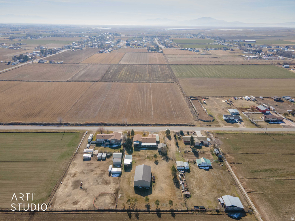 6868 W 5100 S Hooper, UT 84315