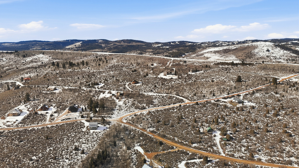 2664  PANORAMA DR Garden City, UT 84028