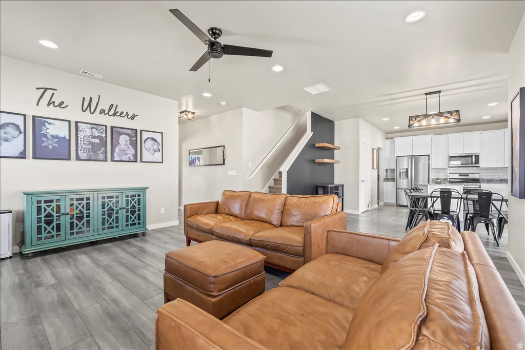 893 N SPRING LN Spanish Fork, UT 84660