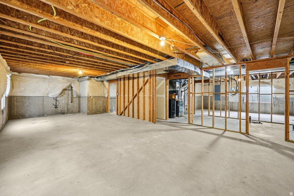 3884 W CORAL DUNE DR South Jordan, UT 84009