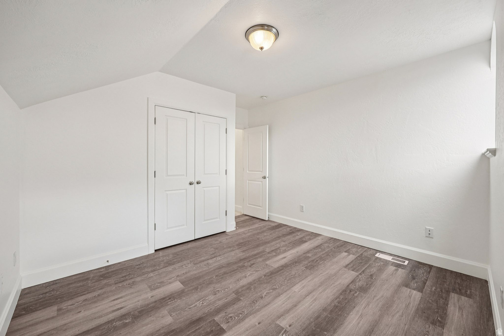 3884 W CORAL DUNE DR South Jordan, UT 84009