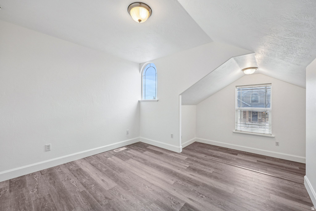 3884 W CORAL DUNE DR South Jordan, UT 84009